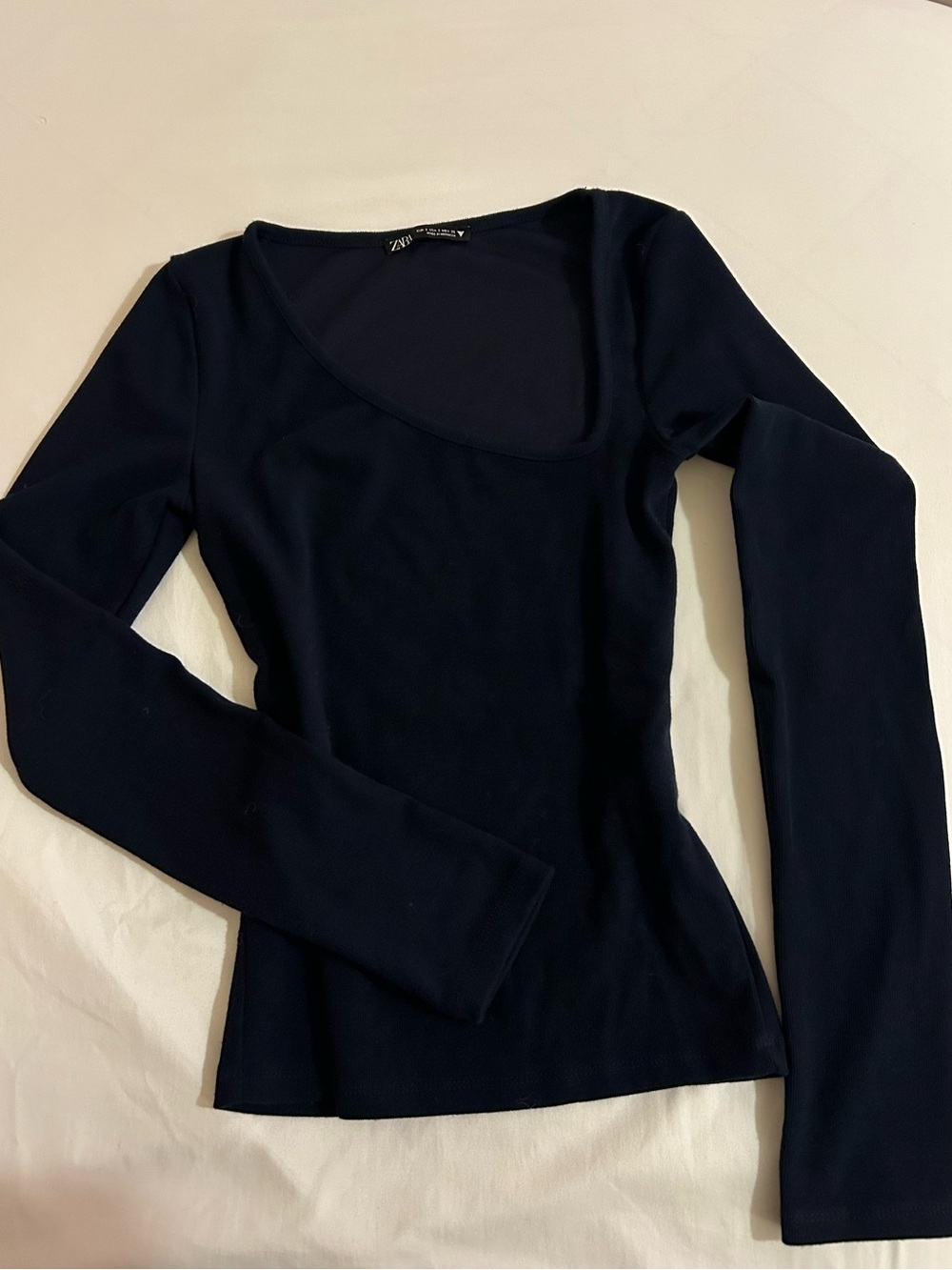 Zara Navy Long-Sleeve Scoop Neck Top
